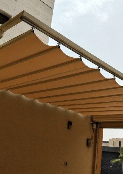 تركيب مظلات متحركة مظلات مداخل متحركة سحب يدوي